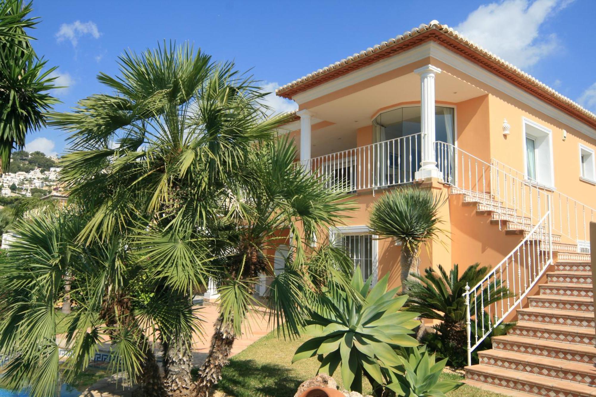 Hermosa Villa Moraira